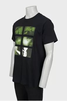 Men's black printed t-shirt