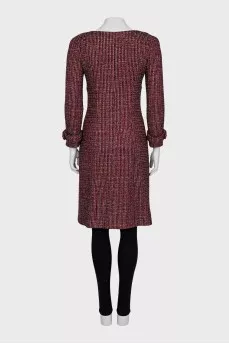 Fitted dress with a round collar