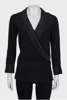 Silk blouse without fastening