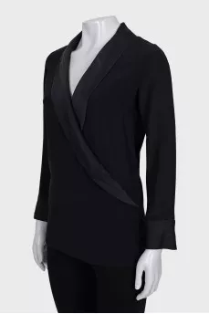Silk blouse without fastening