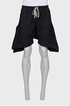 Men's shorts with side slits