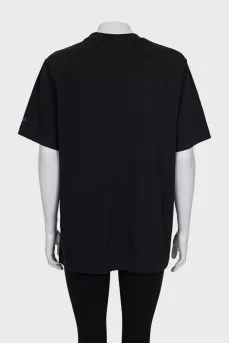 Black T-shirt with floral print