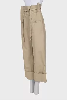 Oversized trousers