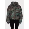 Cropped down jacket in military print with tag