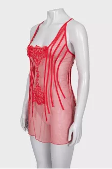 Lace slip with tag