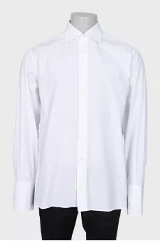 Men's straight white shirt
