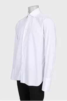 Men's straight white shirt