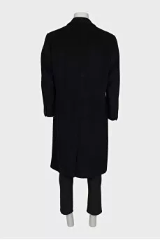 Men's straight wool coat with buttons