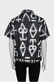 Leather shirt with short sleeves