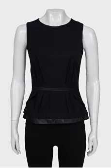Fitted top with zipper