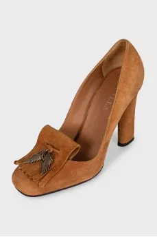 Suede shoes with metallic decor