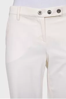 Straight-leg trousers with a zipper and buttons