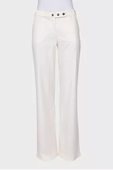 Straight-leg trousers with a zipper and buttons