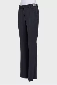 Straight-leg trousers with a mid-rise