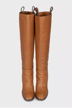Leather boots with silver heels