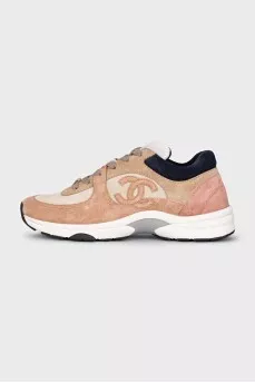 Mixed color suede sneakers