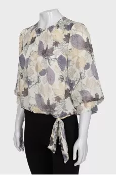 Slim-fit blouse with floral print