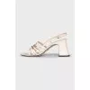 Leather sandals with a stable heel