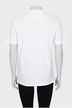 Straight T-shirt decorated with a patch