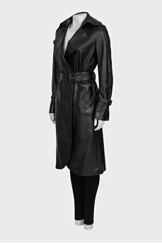 Leather coat with belt and patch pockets