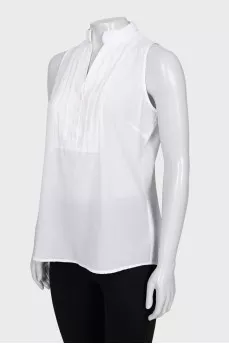 Sleeveless button-down blouse