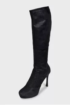 Insulated suede boots with heels