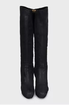 Insulated suede boots with heels
