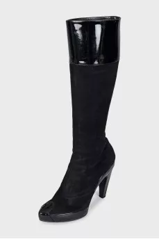 Leather and suede boots with heels
