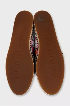 Espadrilles in a bright print