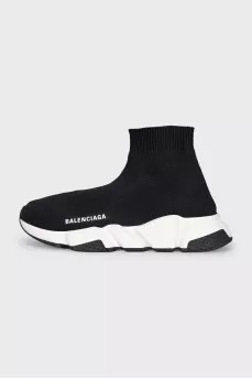 Speed sneakers with contrasting soles