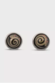 A set of pendant, ring and earrings
