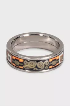 A set of pendant, ring and earrings