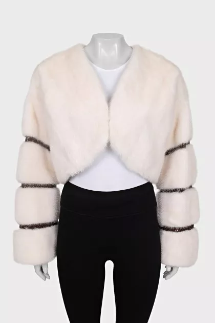 Short mink fur coat with hook