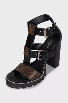 Star Trail Print sandals