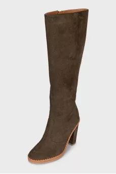 Green suede boots