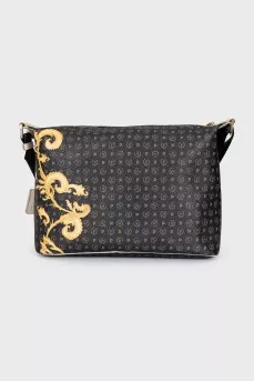 Bag with a branded logo on a zipper