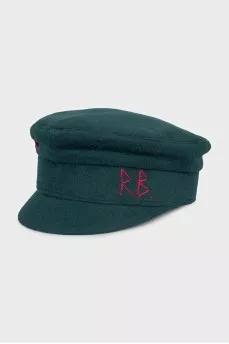 Green cap with embroidered logo
