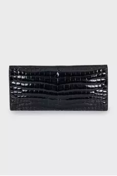 Leather clutch with magnetic clasp