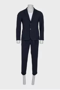 Men's suit with cropped trousers