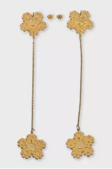 Long earrings with crystals