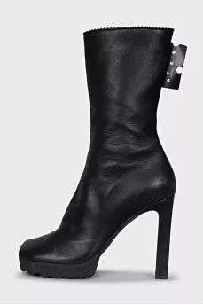 Short leather boots with heels