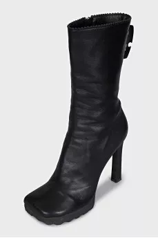 Short leather boots with heels