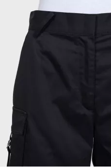 Wide black trousers with patch pockets