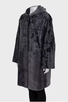 Reversible straight-cut coat with buttons