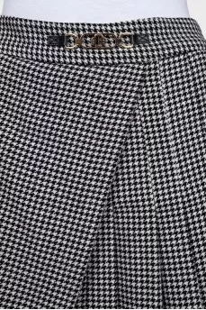 Houndstooth print skort