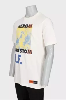 Men's straight-cut t-shirt with tag