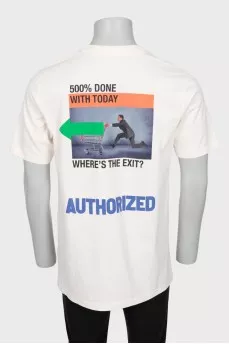 Men's straight-cut t-shirt with tag
