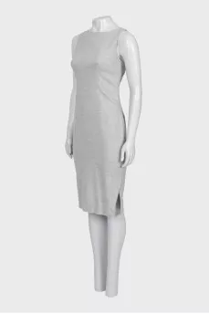Fitted gray dress with slits