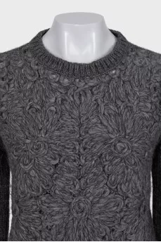 Gray sweater with knitted print