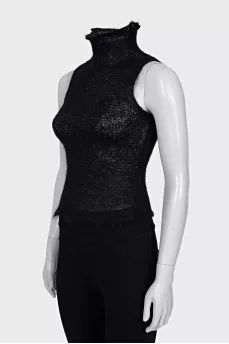 Knitted top with a collar